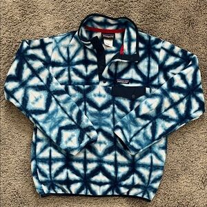 Women’s Patagonia Fleece Pullover - Size Small